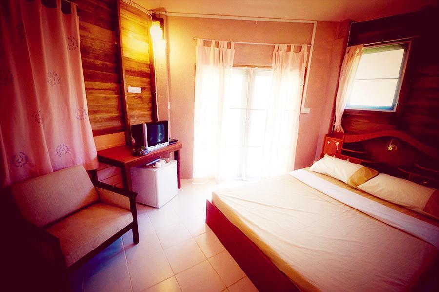 Red Z Cool Mountain Hotel Khao Kho Luaran gambar